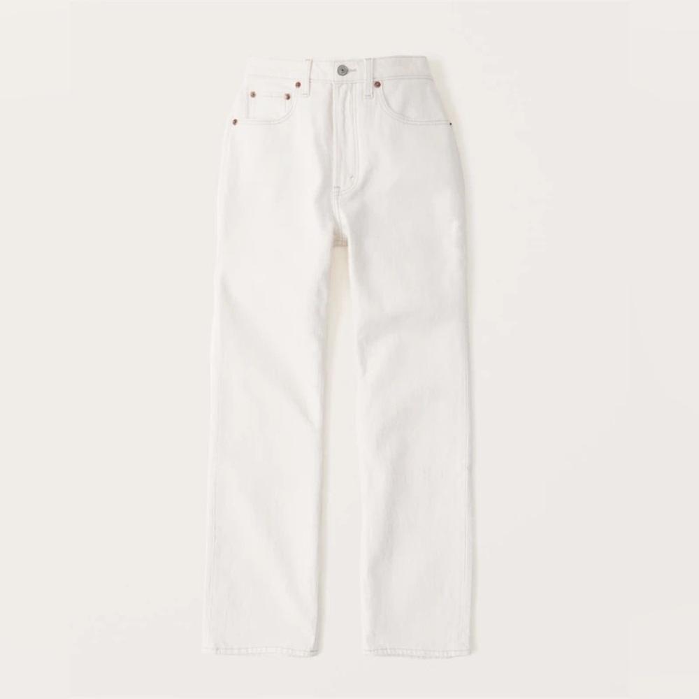 Abercrombie & Fitch Ankle Straight Jeans in Cream (Curve Love - High Rise)